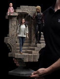 Weta Workshop Labyrinth Sarah and Jareth in the Illusionary Maze 1:6 Scale Statue - collectorzown