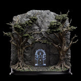 Weta Workshop The Lord of the Rings Doors of Durin Statue - collectorzown
